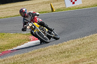 cadwell-park;cadwell-park-photographs;cadwell-trackday-photographs;enduro-digital-images;event-digital-images;eventdigitalimages;peter-wileman-photography;racing-digital-images;trackday-digital-images;trackday-photos